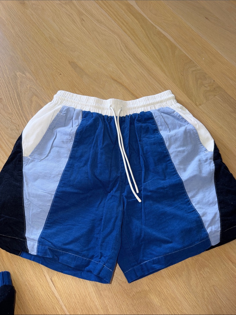 Kith Blue and Light Blue Colorblock Athletic Dress-Style Set - Picture 4 of 5